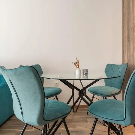 Azur Deluxe Daire Aziz Konstantin ve Elena